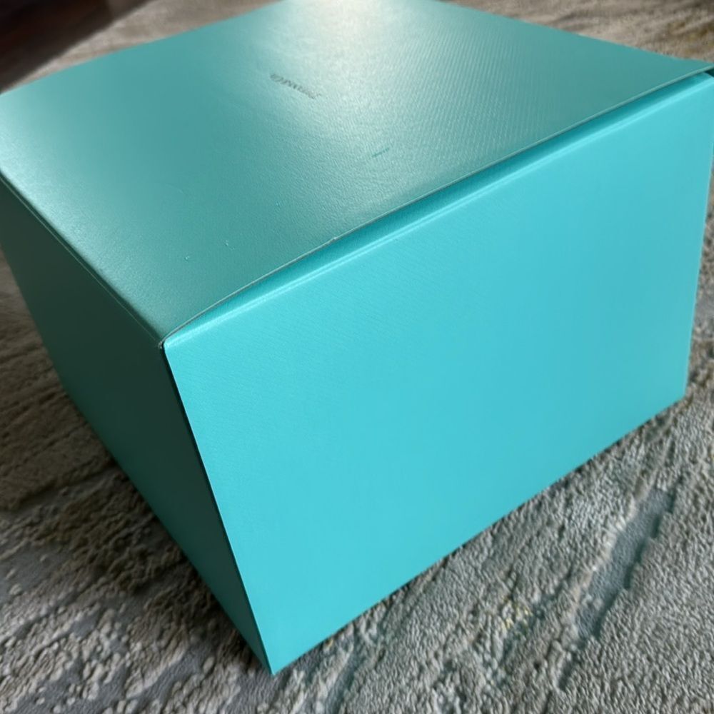 Authentic Tiffany & Co. Large Empty Box With swing Lid 12 X 12 8 Inches - Picture 4 of 11